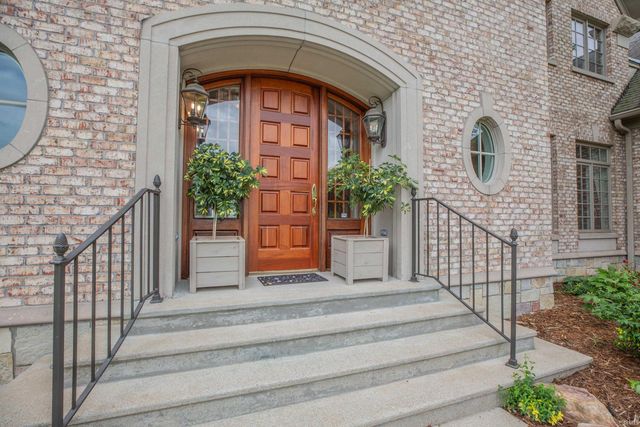 13 Rolling Ridge Court, Jasper, IN 47546