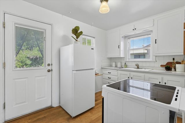 225 Morningside Drive NE, Albuquerque, NM 87108