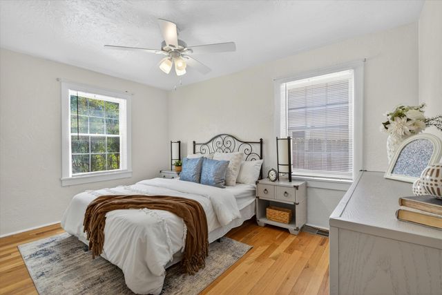 225 Morningside Drive NE, Albuquerque, NM 87108
