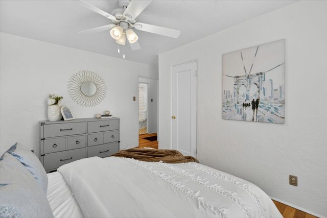 225 Morningside Drive NE, Albuquerque, NM 87108
