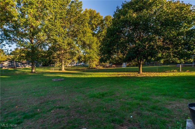 8304 Arlington Avenue NW, North Canton, OH 44720