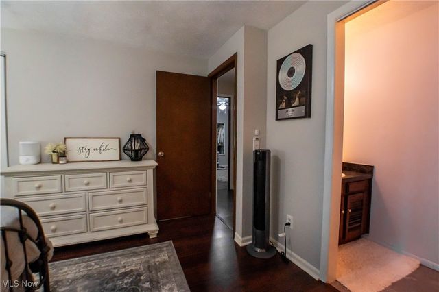 8304 Arlington Avenue NW, North Canton, OH 44720