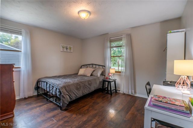 8304 Arlington Avenue NW, North Canton, OH 44720