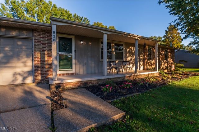 8304 Arlington Avenue NW, North Canton, OH 44720