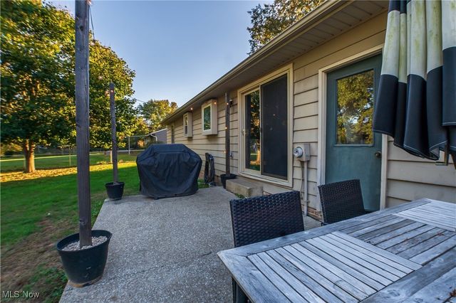 8304 Arlington Avenue NW, North Canton, OH 44720