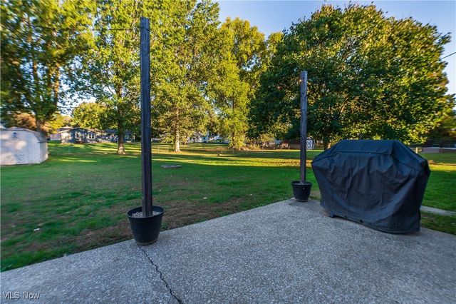 8304 Arlington Avenue NW, North Canton, OH 44720