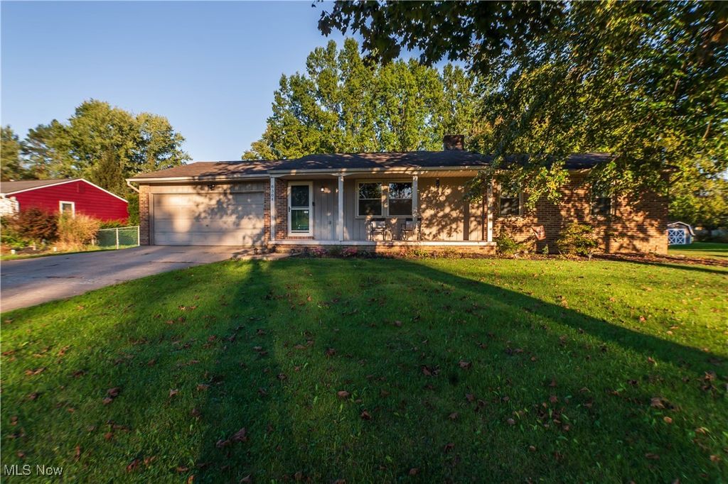 8304 Arlington Avenue NW, North Canton, OH 44720