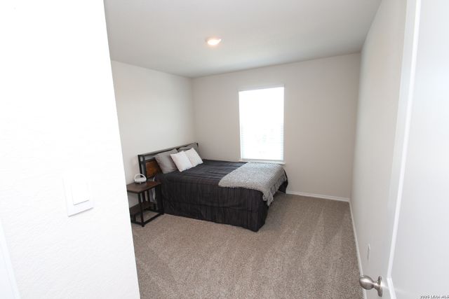 11513 THACKERY HAZE, San Antonio, TX 78245
