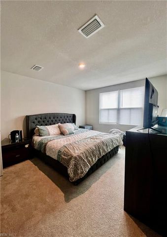 104 Summit View LN, Franklin, VA 23851