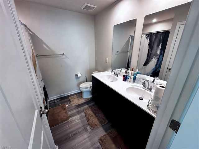 104 Summit View LN, Franklin, VA 23851