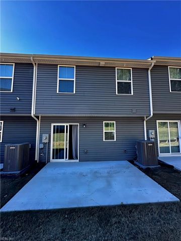 104 Summit View LN, Franklin, VA 23851