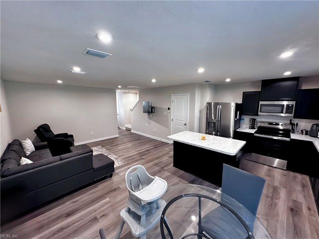 104 Summit View LN, Franklin, VA 23851