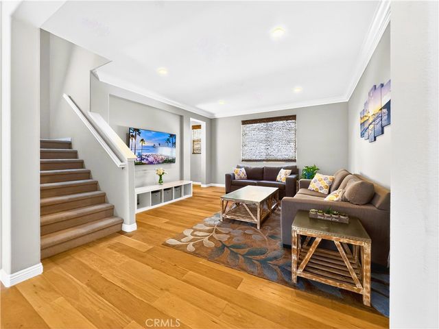 16901 Airport Circle 107, Huntington Beach, CA 92649