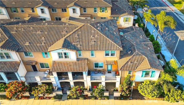 16901 Airport Circle 107, Huntington Beach, CA 92649