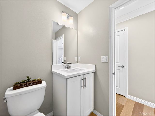 16901 Airport Circle 107, Huntington Beach, CA 92649