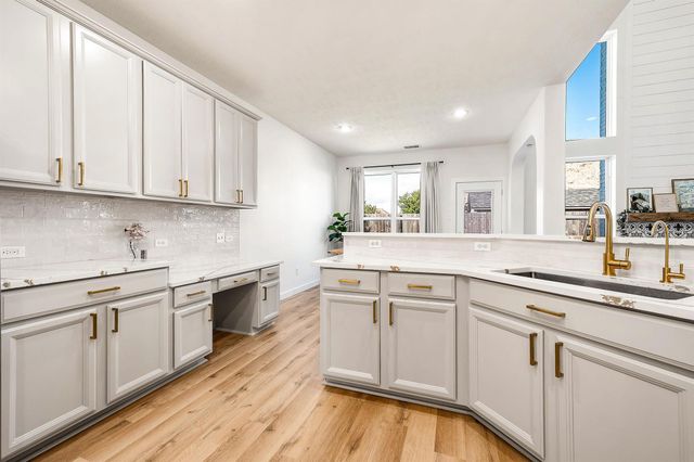 13611 Cotton Way, Mont Belvieu, TX 77523