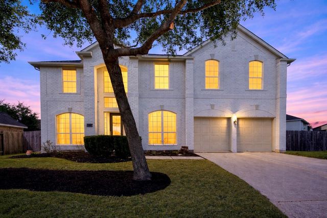 13611 Cotton Way, Mont Belvieu, TX 77523