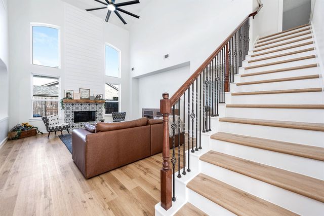 13611 Cotton Way, Mont Belvieu, TX 77523