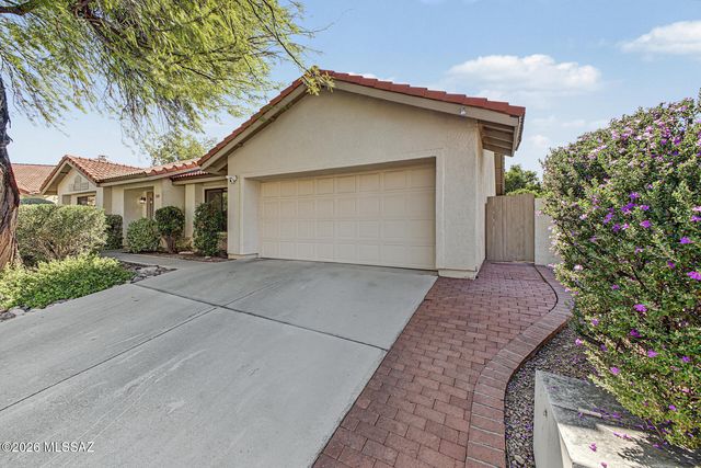 5500 N Waterfield Drive, Tucson, AZ 85750