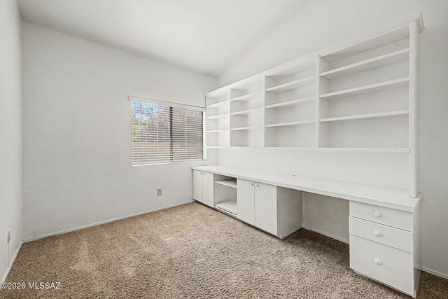 5500 N Waterfield Drive, Tucson, AZ 85750