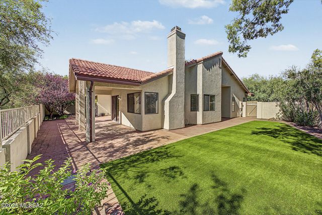 5500 N Waterfield Drive, Tucson, AZ 85750