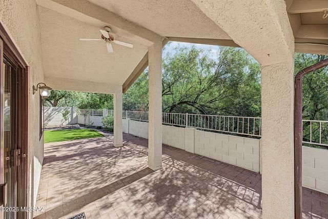 5500 N Waterfield Drive, Tucson, AZ 85750