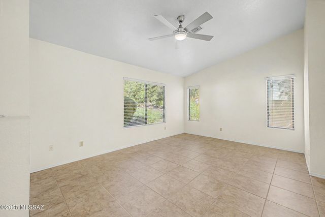 5500 N Waterfield Drive, Tucson, AZ 85750