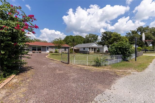 11327 GROVE STREET, Leesburg, FL 34788