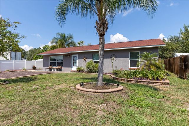 11327 GROVE STREET, Leesburg, FL 34788