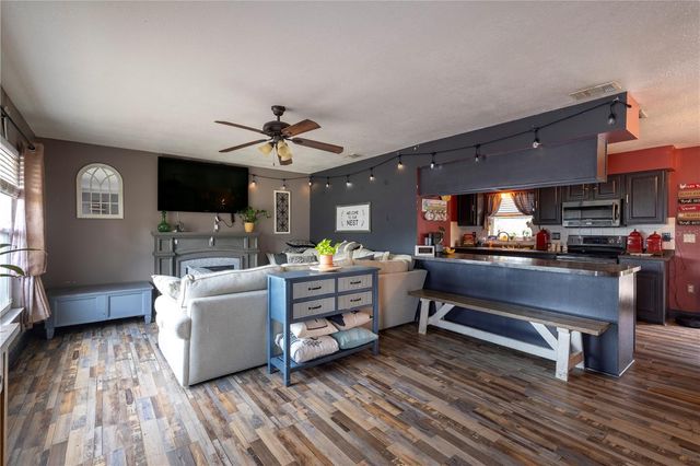 11327 GROVE STREET, Leesburg, FL 34788