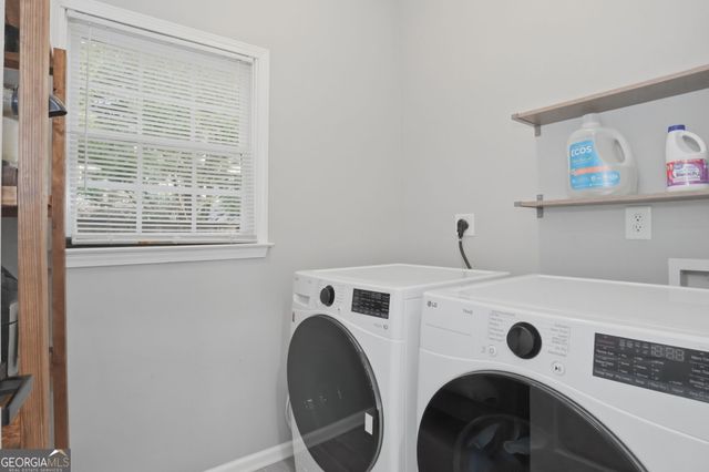 915 Mill Garden Place, Cumming, GA 30040