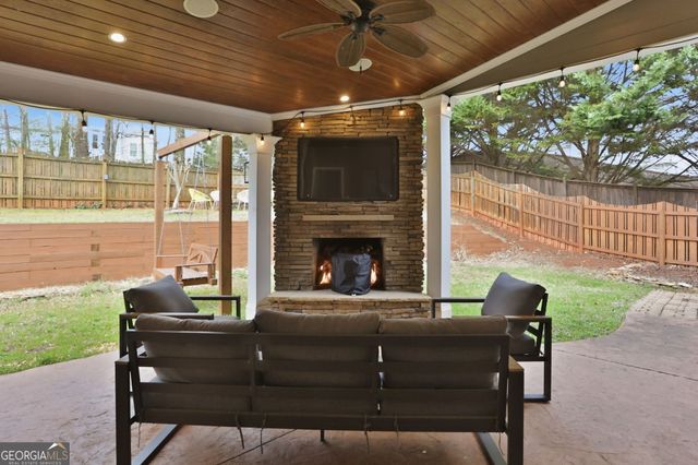 915 Mill Garden Place, Cumming, GA 30040