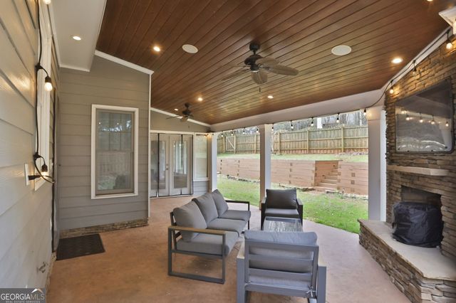 915 Mill Garden Place, Cumming, GA 30040