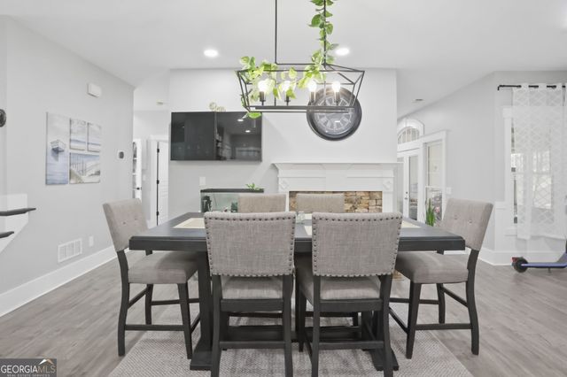 915 Mill Garden Place, Cumming, GA 30040