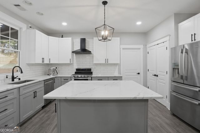 915 Mill Garden Place, Cumming, GA 30040