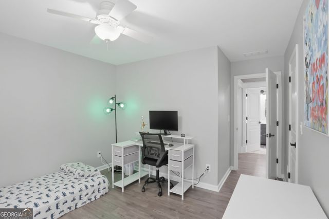 915 Mill Garden Place, Cumming, GA 30040