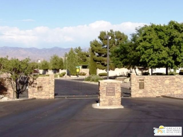 6950 Oak View Court, Oak Hills, CA 92344