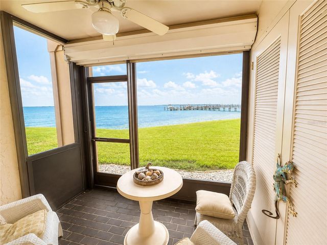 6051 SUN BOULEVARD 111, St Petersburg, FL 33701