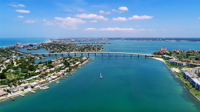 6051 SUN BOULEVARD 111, St Petersburg, FL 33701