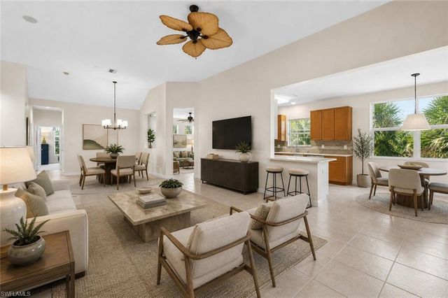 7090 Bay Woods Lake CT 201, Fort Myers, FL 33908