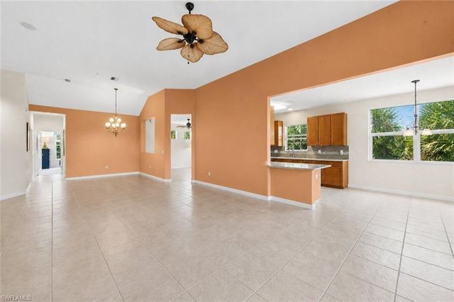 7090 Bay Woods Lake CT 201, Fort Myers, FL 33908