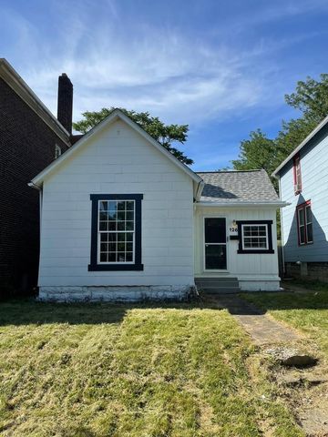 126 E Hudson Street, Columbus, OH 43202