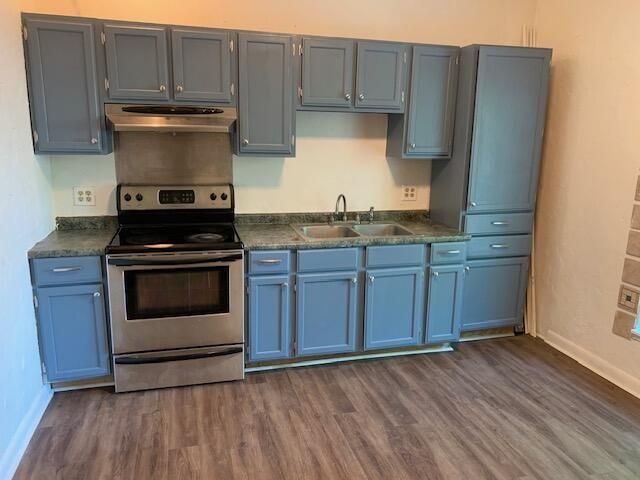 126 E Hudson Street, Columbus, OH 43202