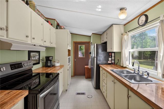 1624 Melear Road, Bowdon, GA 30108