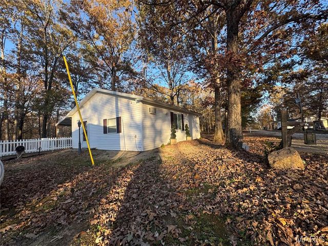 252 Lake Forest Road, Wappapello, MO 63966