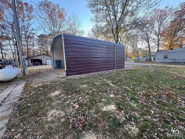 252 Lake Forest Road, Wappapello, MO 63966