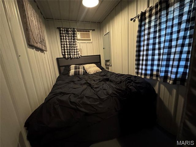 252 Lake Forest Road, Wappapello, MO 63966