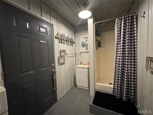 252 Lake Forest Road, Wappapello, MO 63966