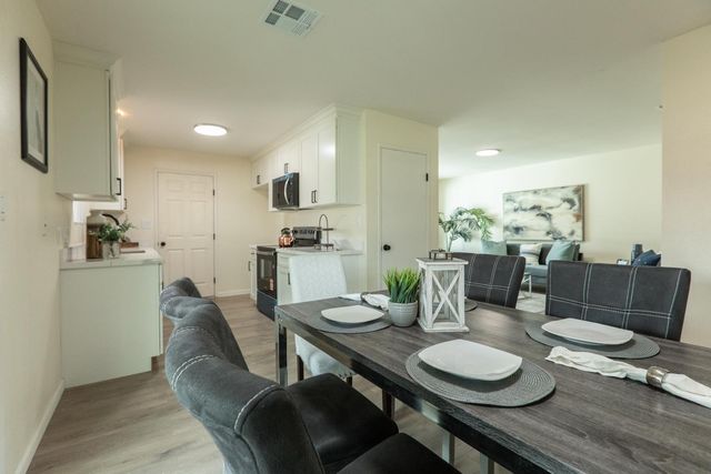 2935 Holly Dr, Tracy, CA 95376