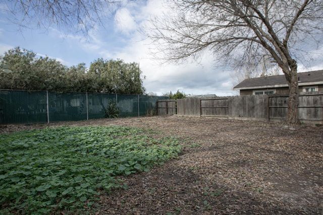 2935 Holly Dr, Tracy, CA 95376